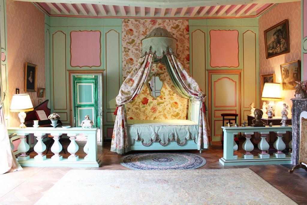Château du Boschet Acomodação com café da manhã Bourg-des-Comptes Exterior foto