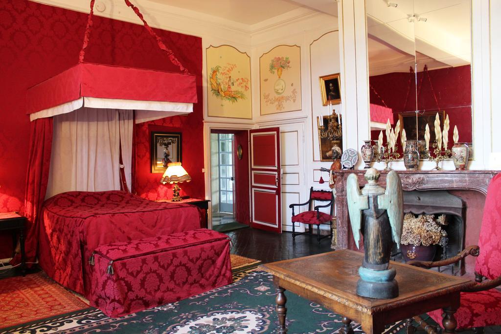 Château du Boschet Acomodação com café da manhã Bourg-des-Comptes Exterior foto